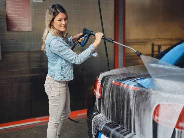 Best Commercial Building Pressure Washing  in Medina, MN